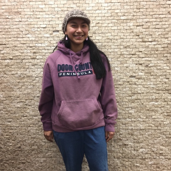 Meet your Posher, Viqui - Picture 1 of 1